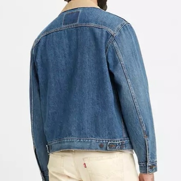 Levi’s Stock Trucker Jean Jacket - Picture 2 of 6